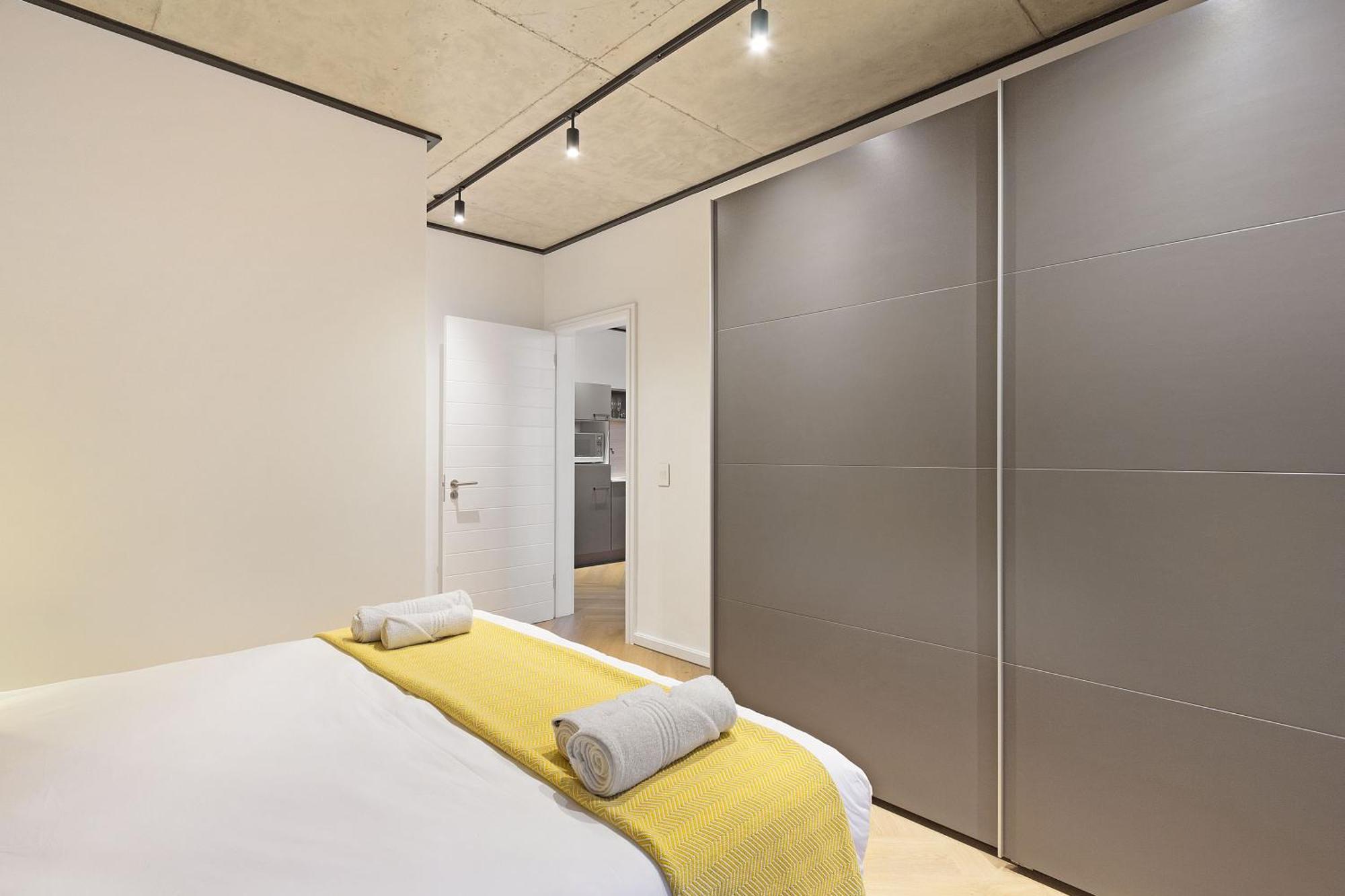 Apartment Bridgewater View 502 By Hostagents